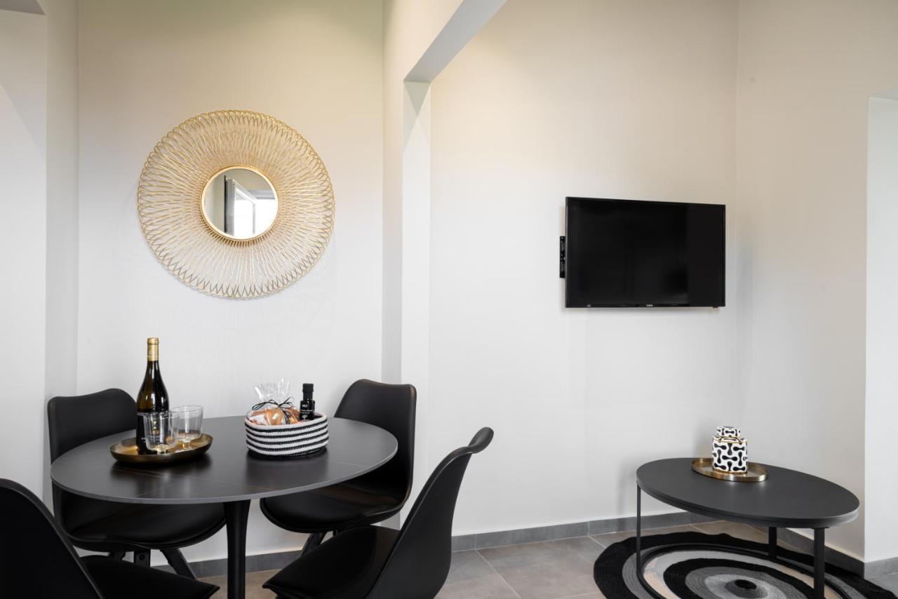 Meliora Suites Dhrapaniás 外观 照片