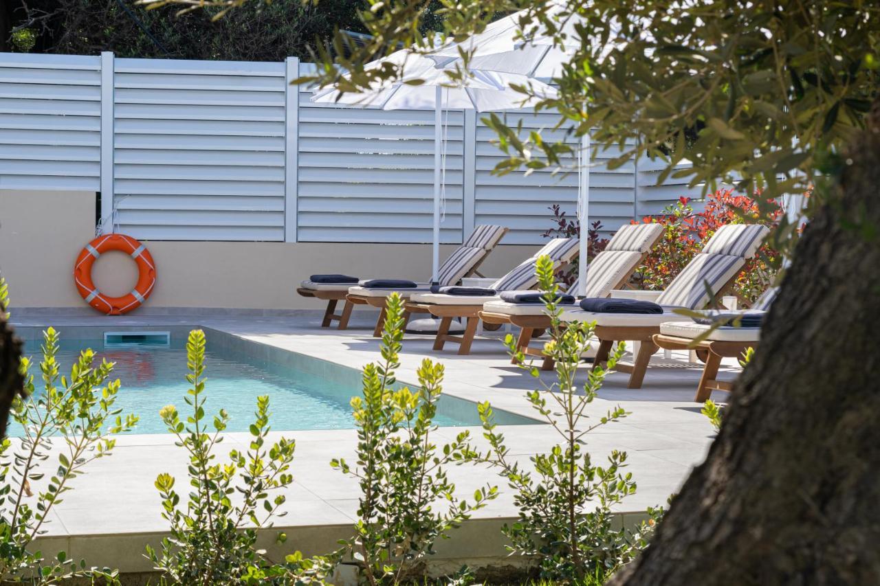 Meliora Suites Dhrapaniás 外观 照片